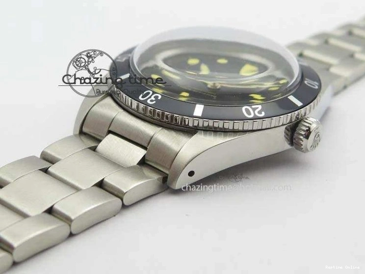 0127 Vintage Oyster Submariner No Date SS Black Dial On SS Bracelet A AllSeason 3851